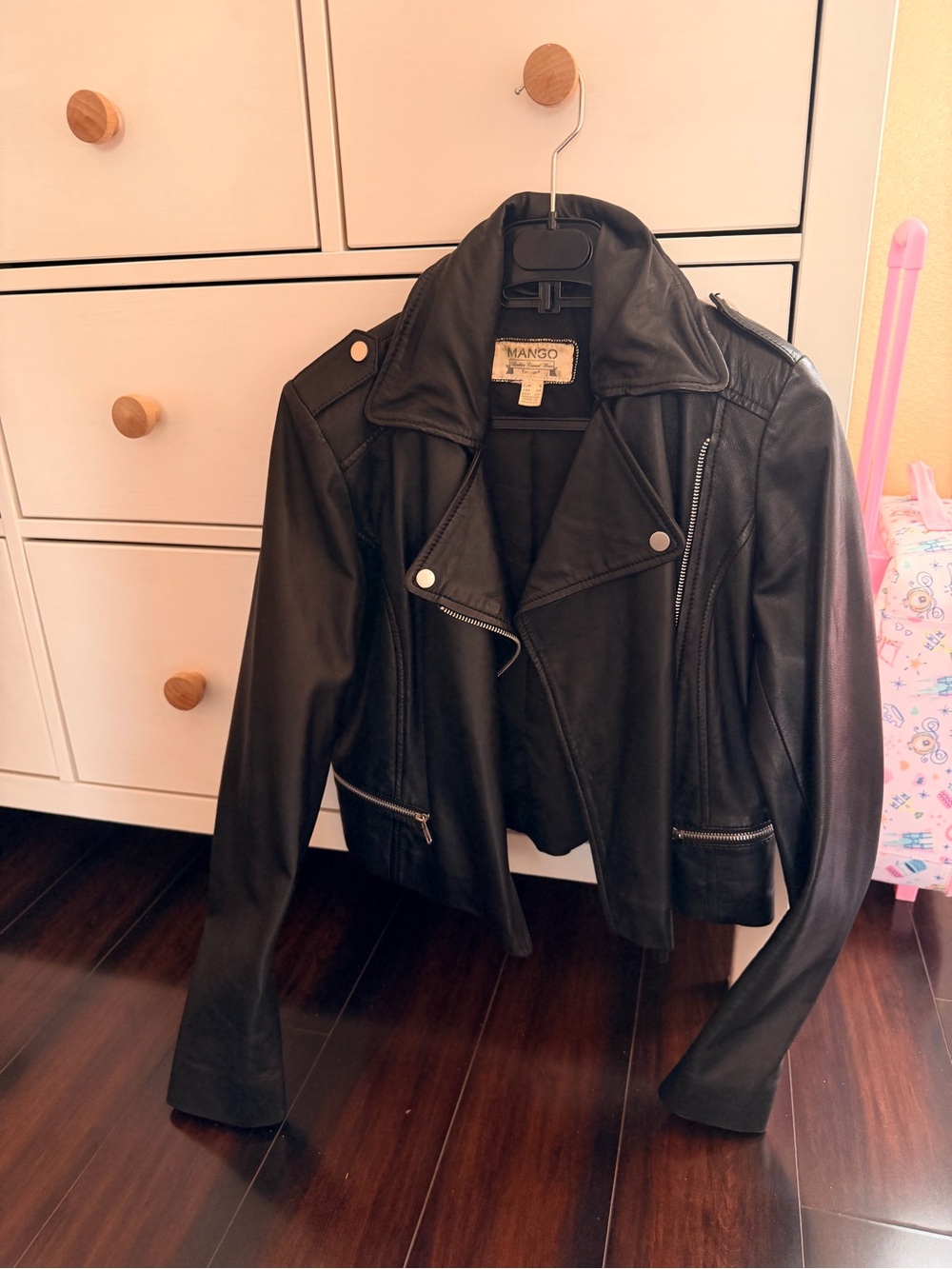 Vintage Mango natural leather jacket. Super soft leather